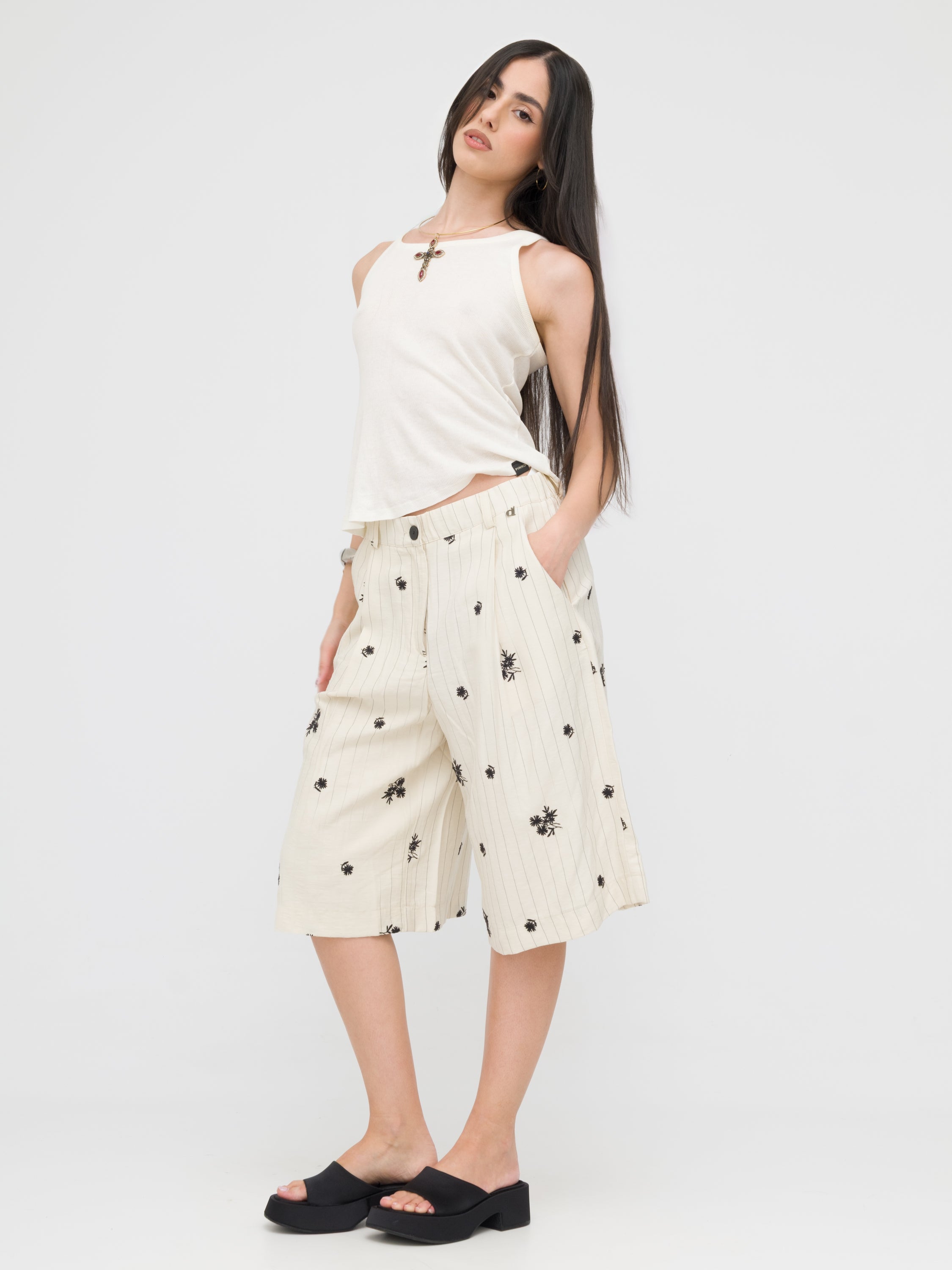 DIXIE - jorts White fantasie in black