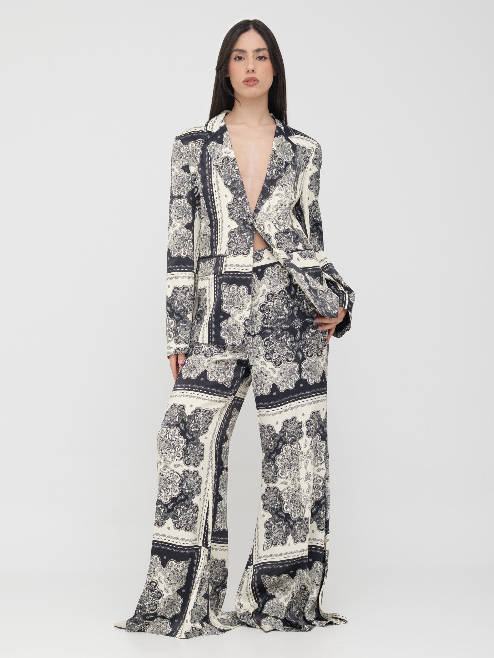 EMMA & GAIA - tailleur stampa foulard