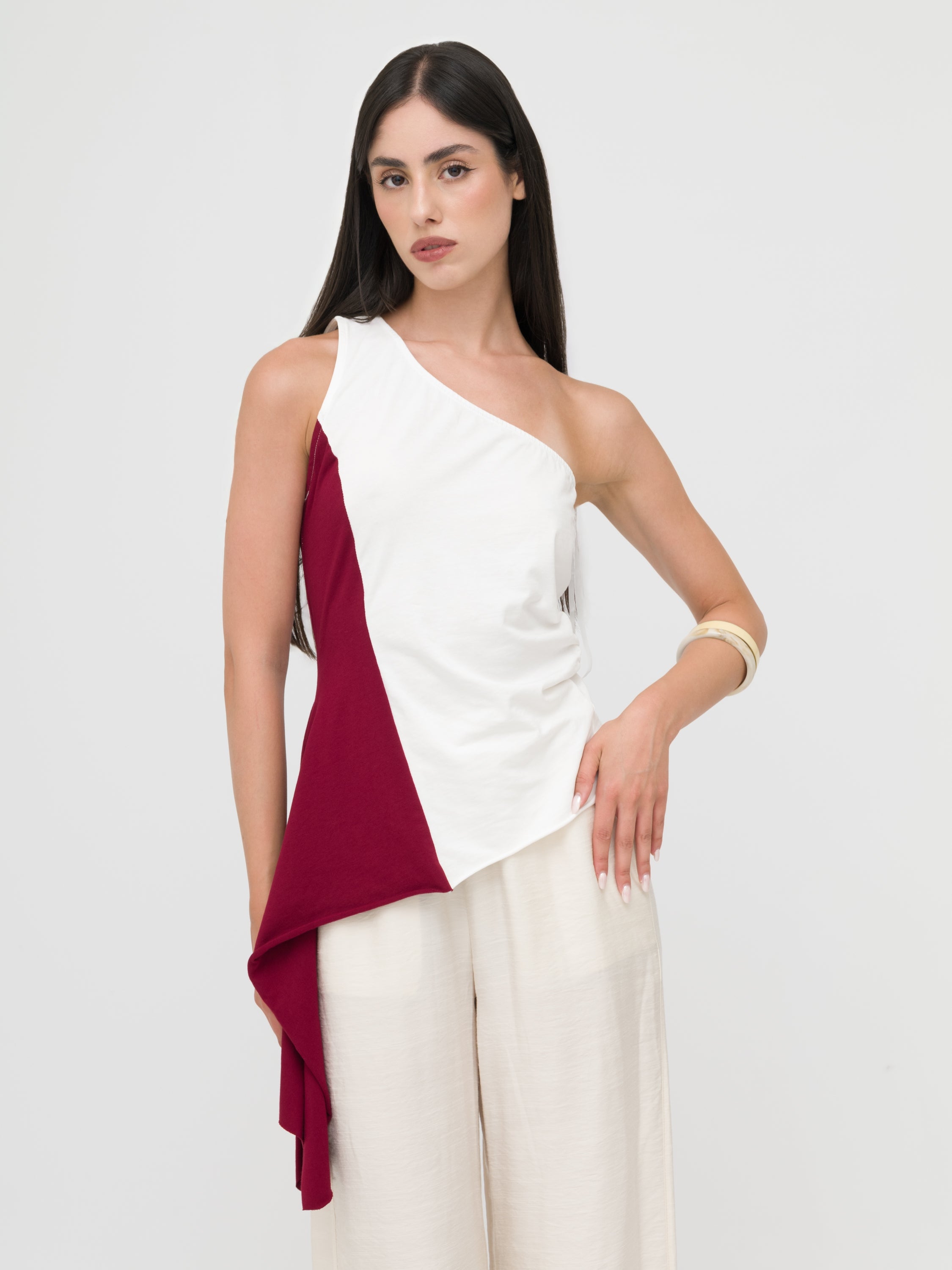 HAVEONE- top asimmetrico White & red