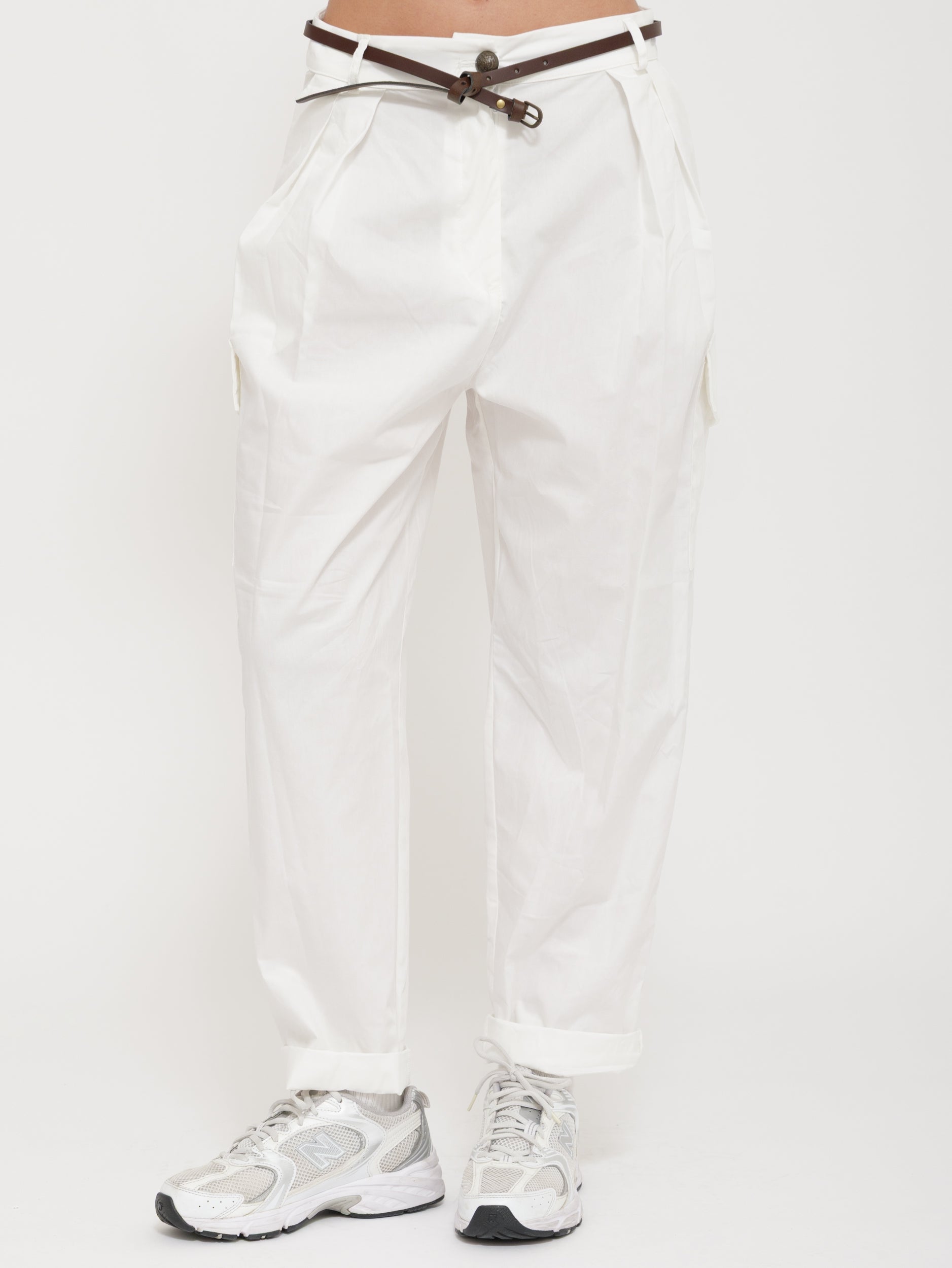 Pantalone cargo slim con cinturino