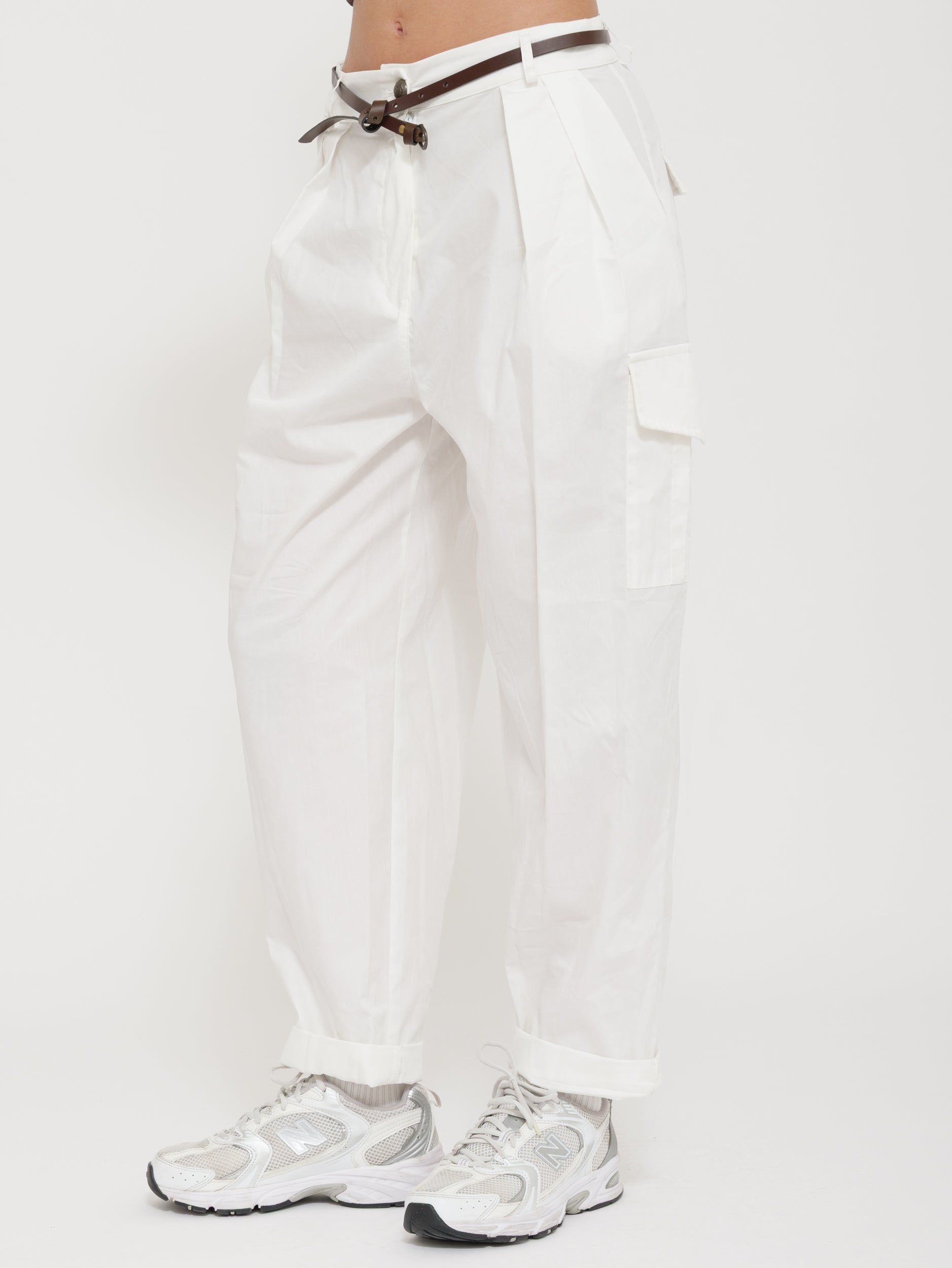 Pantalone cargo slim con cinturino