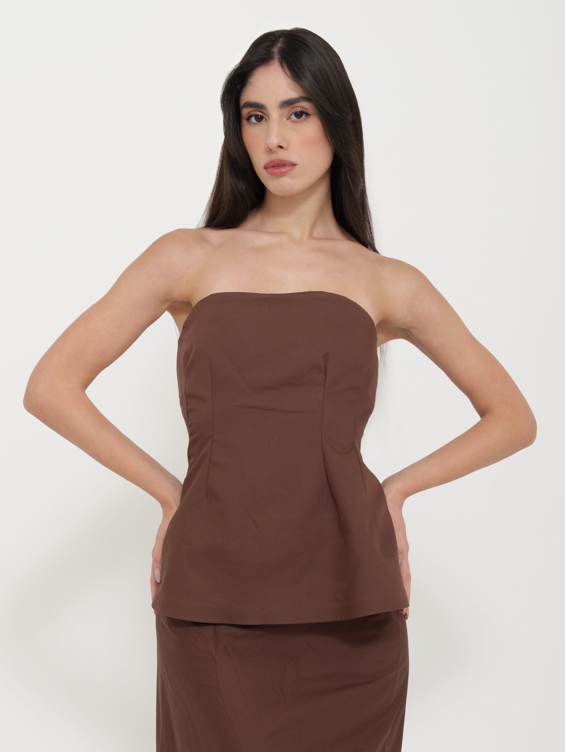 Abito Lungo Marrone con Corsetto Bustier “Tensione”