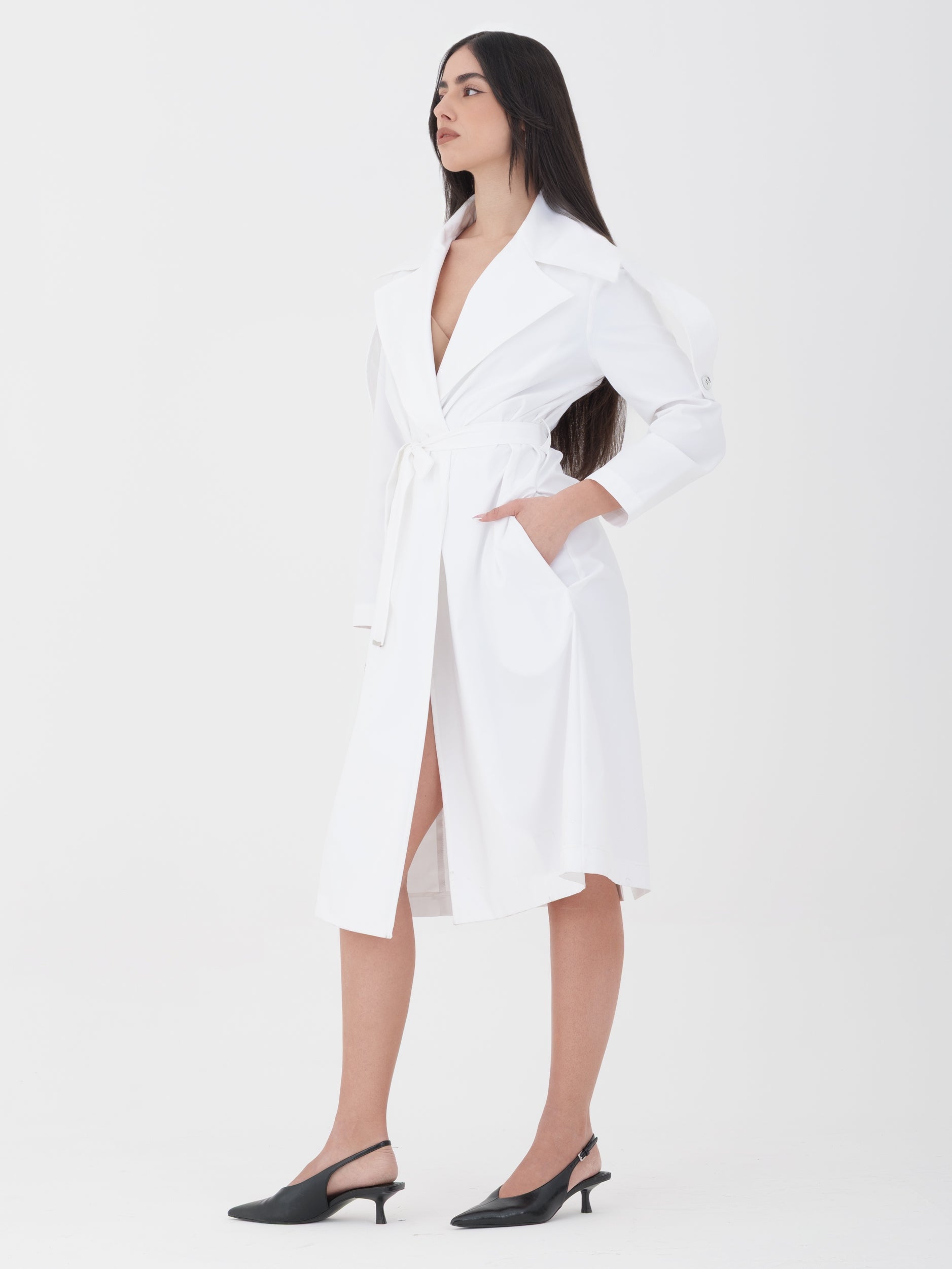 TRENCH COAT WITH GOLD/BEIGE DETAILS