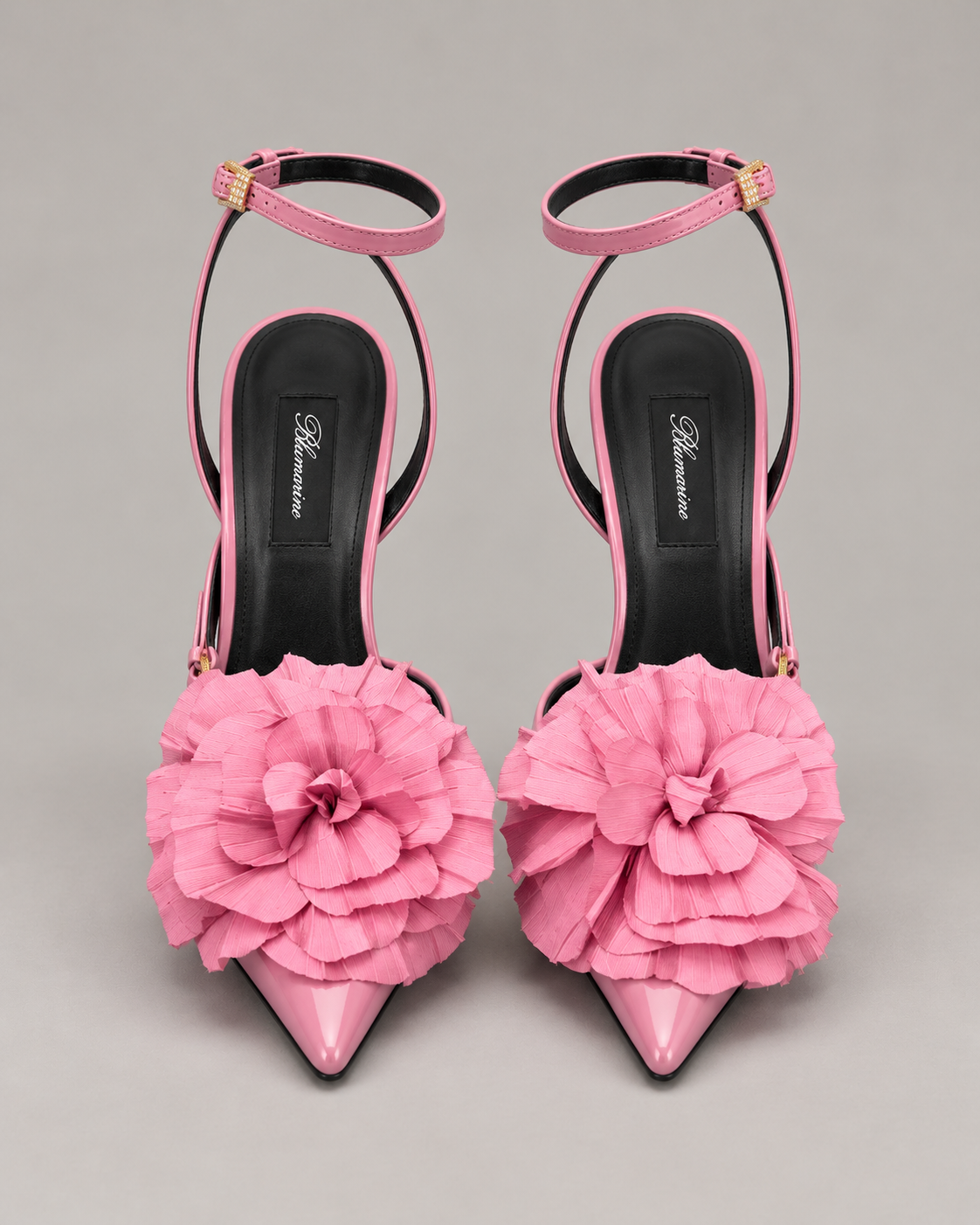 BLUMARINE - Décolleté rosa in vernice a punta con maxi fiore