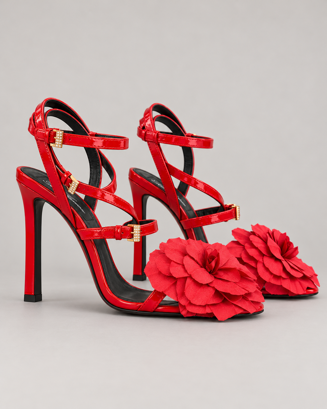 BLUMARINE - Sandali rossi in vernice con maxi fiore e fibbie gioiello