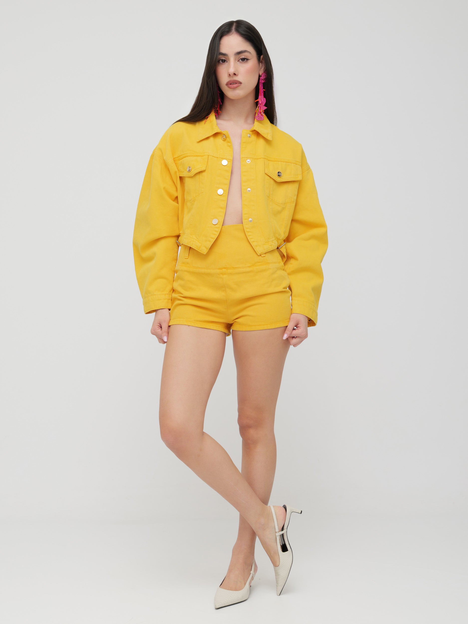 BLUGIRL | BLUMARINE - coordinato con giacca cropped e shorts a vita alta