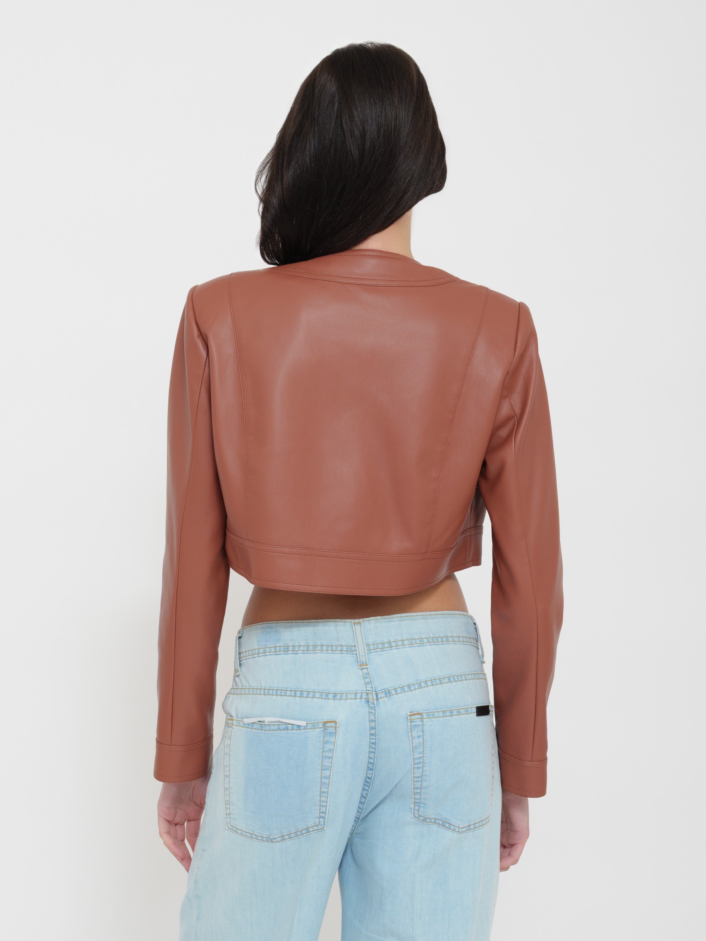 Giacca corta con borchie bottoni nenette