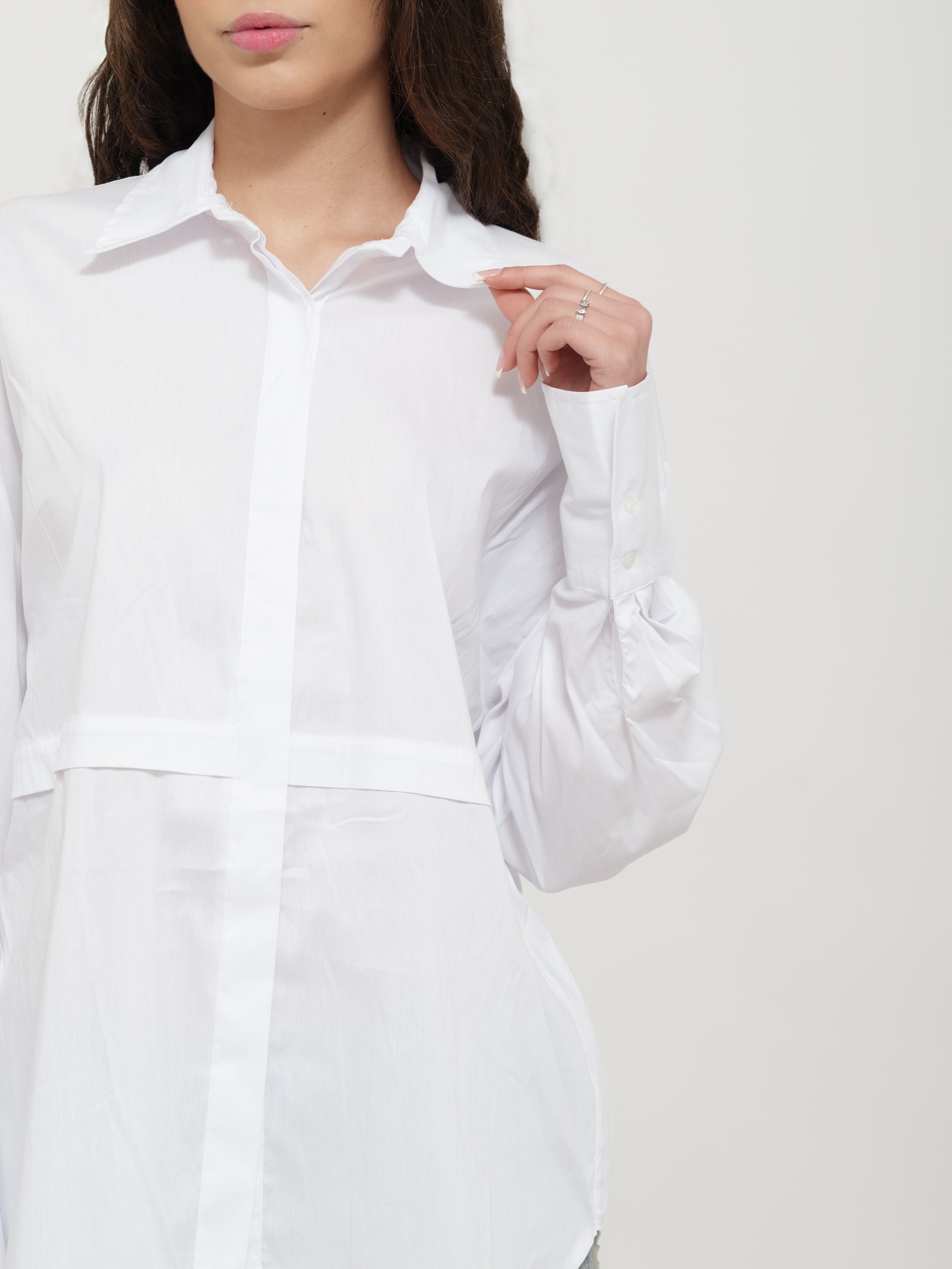 Camicia bianca motel