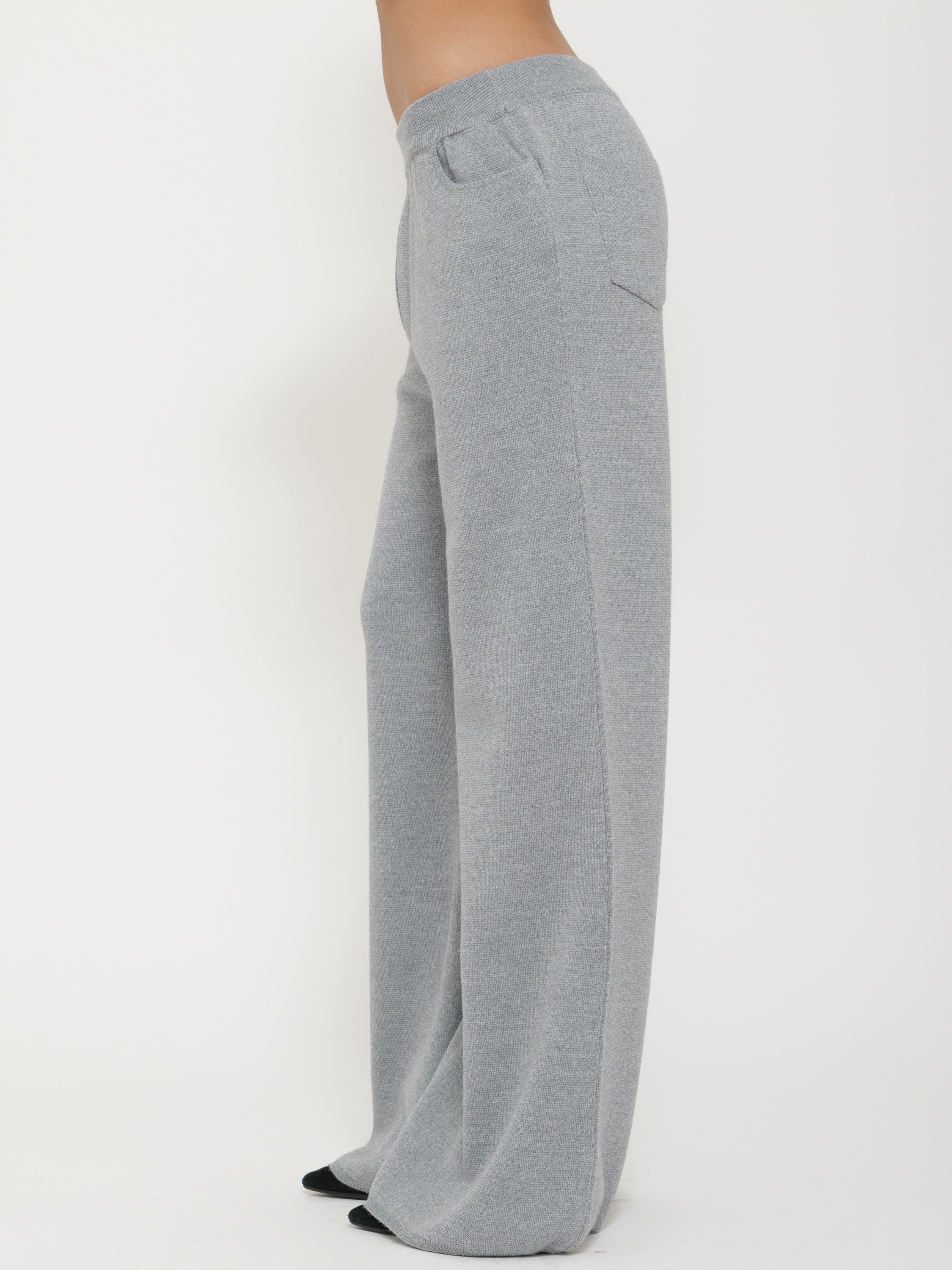 Tuta grigia jei-o laboratorio