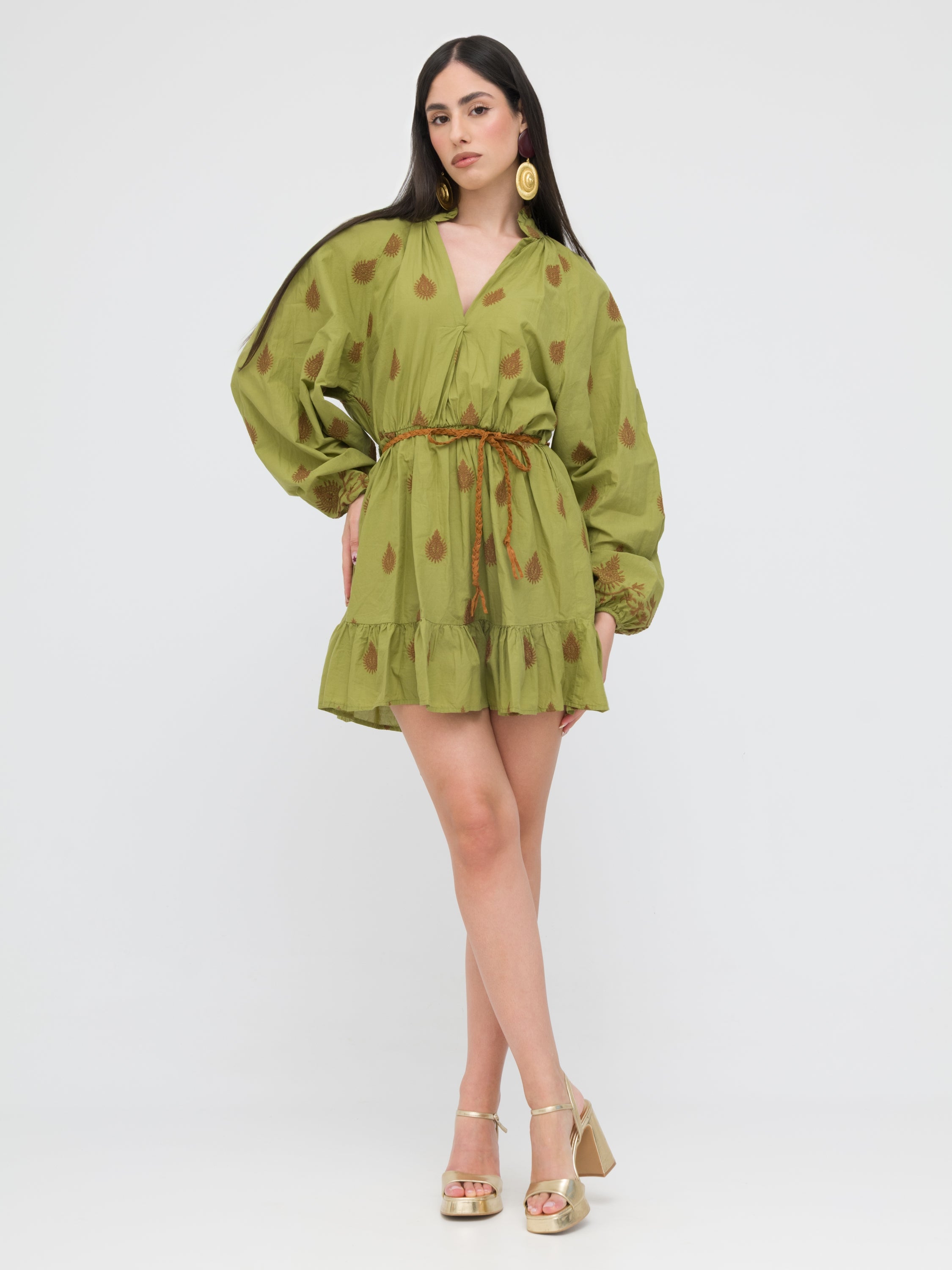 DIXIE - mini dress verde con motivi in marrone e laccio in vita