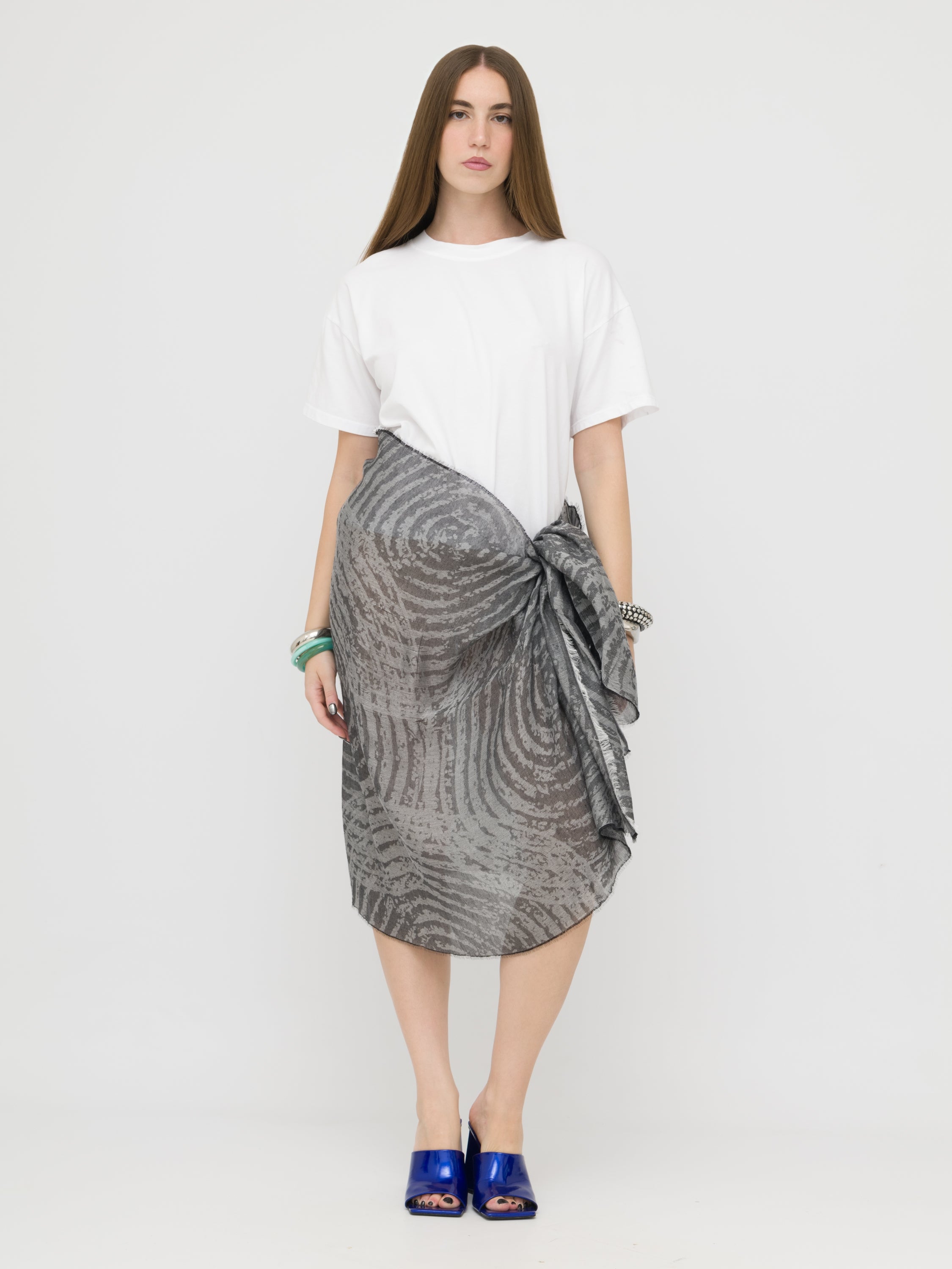 BLUGIRL - foulard grigio fantasia