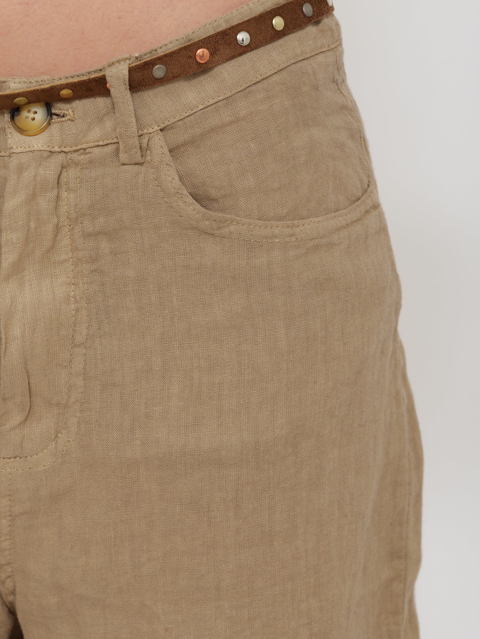 Bermuda in lino con cinturino