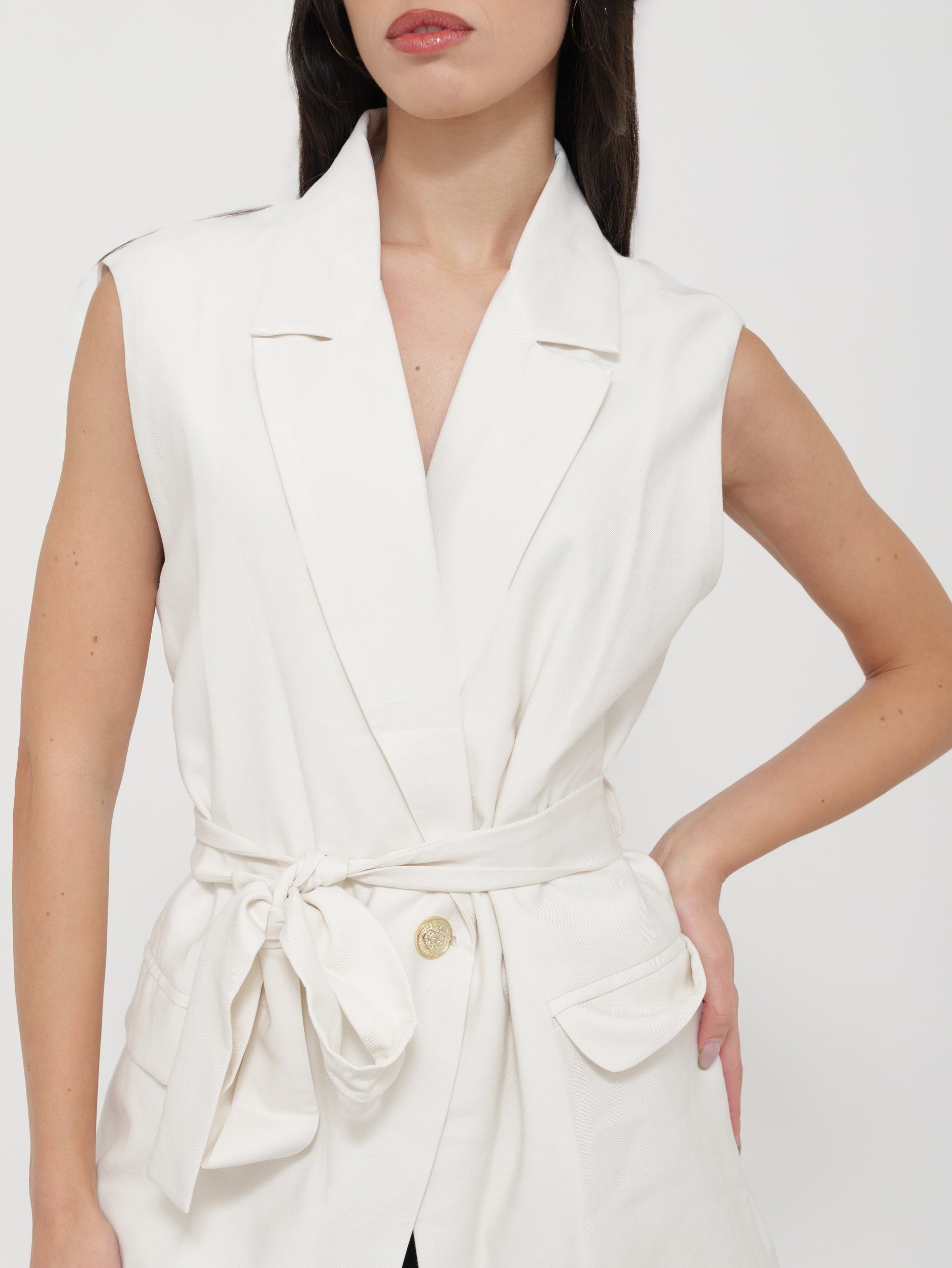 Blazer gilet strutturato con cintura in vita