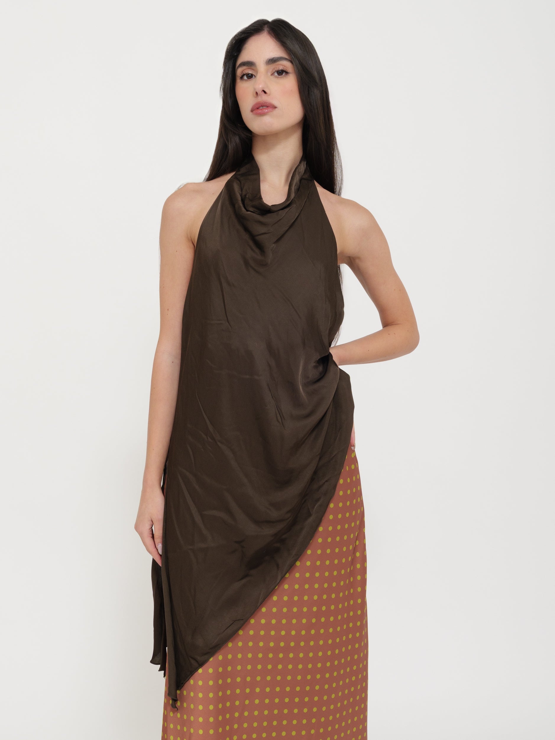 Top Morbido Asimmetrico con Scollatura retro