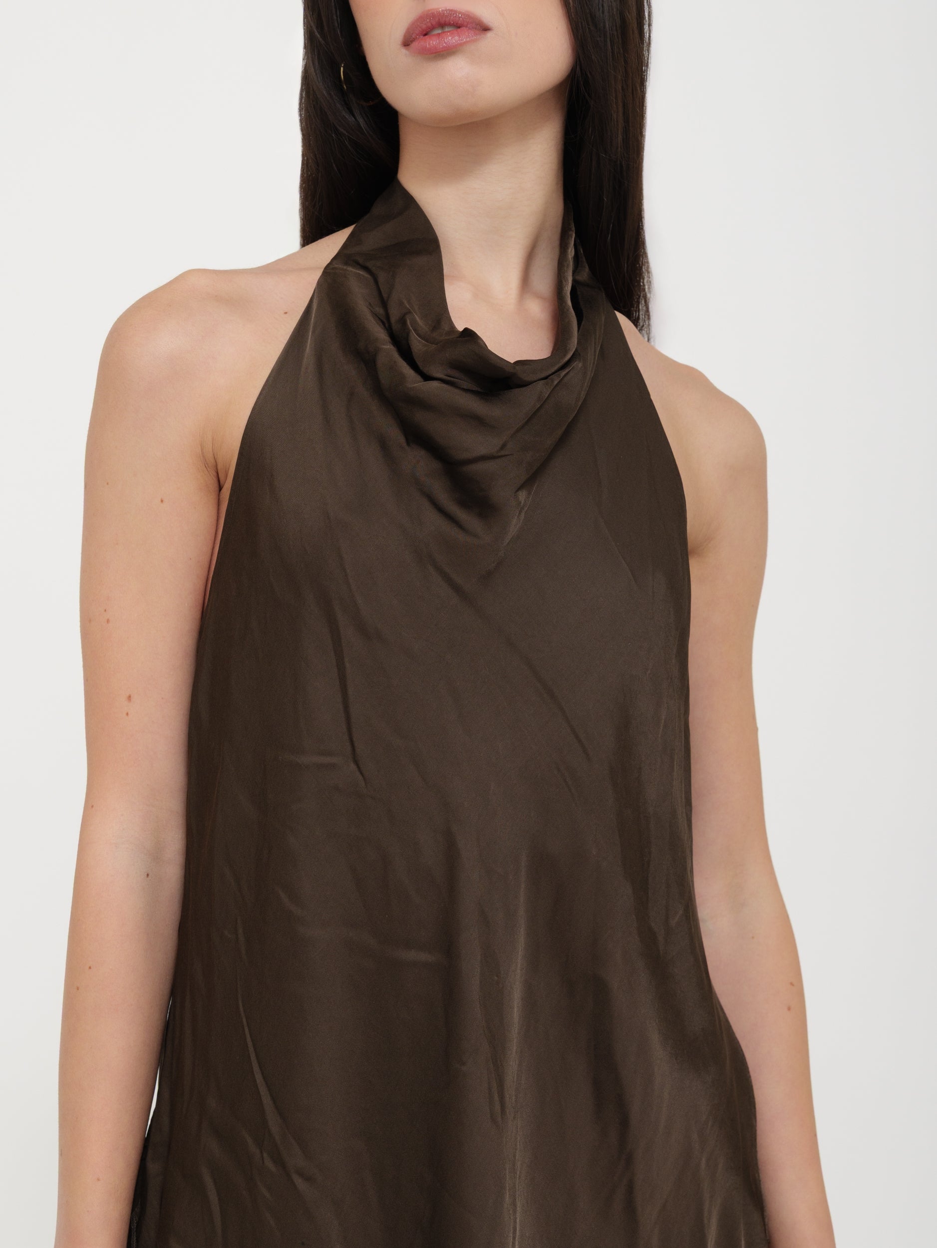 Top Morbido Asimmetrico con Scollatura retro