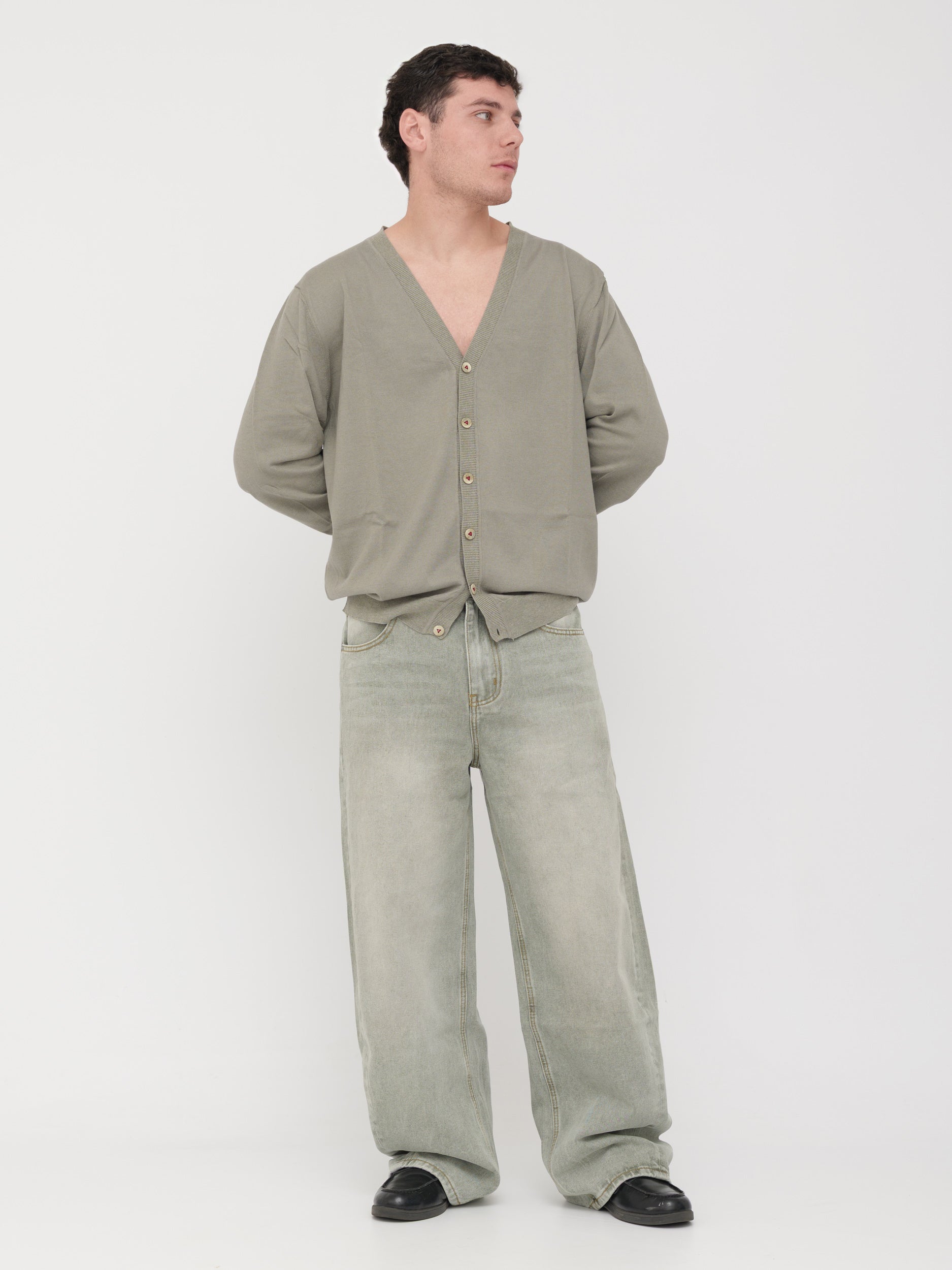 H953 - cardigan