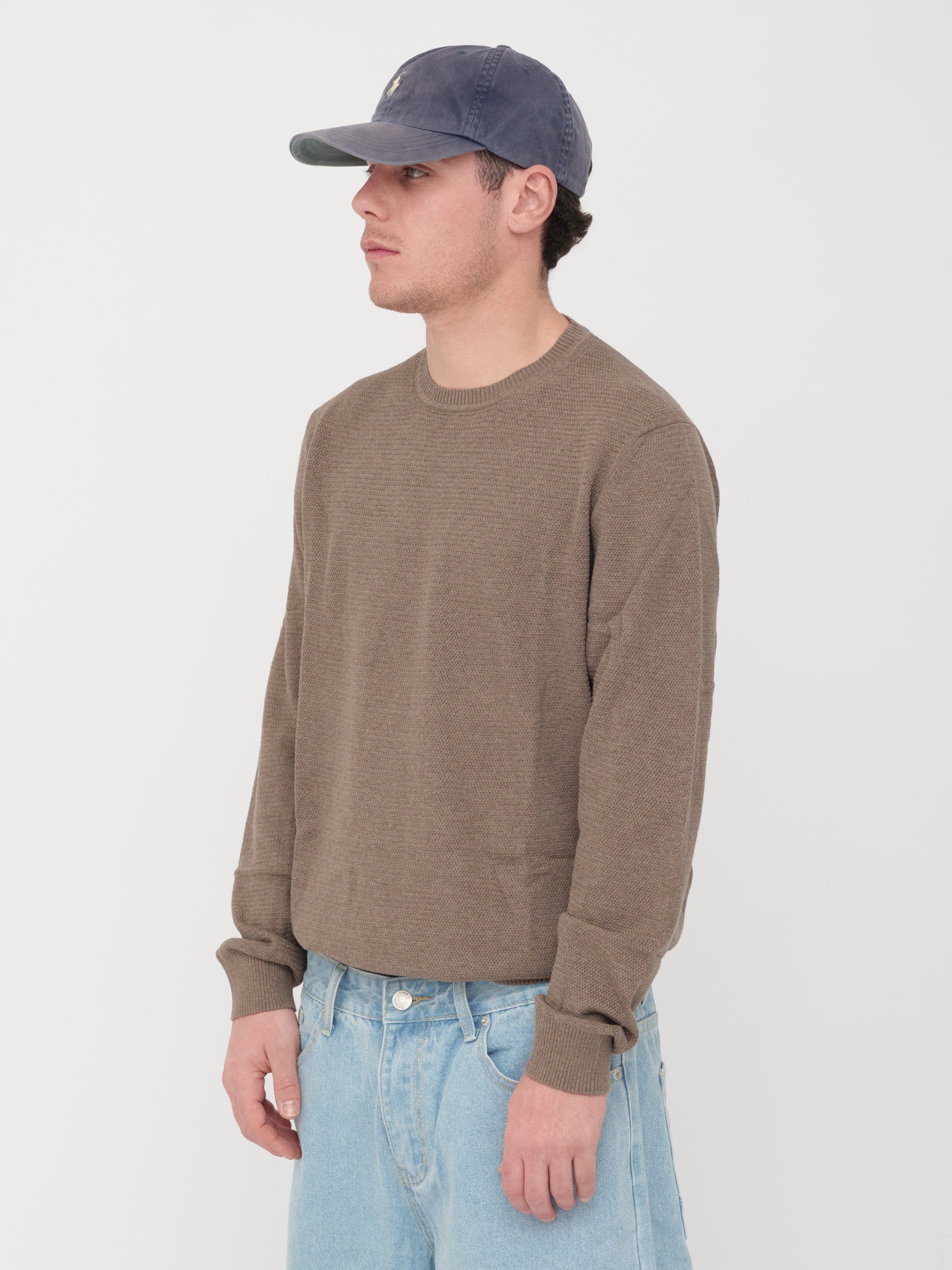 H953 - pullover