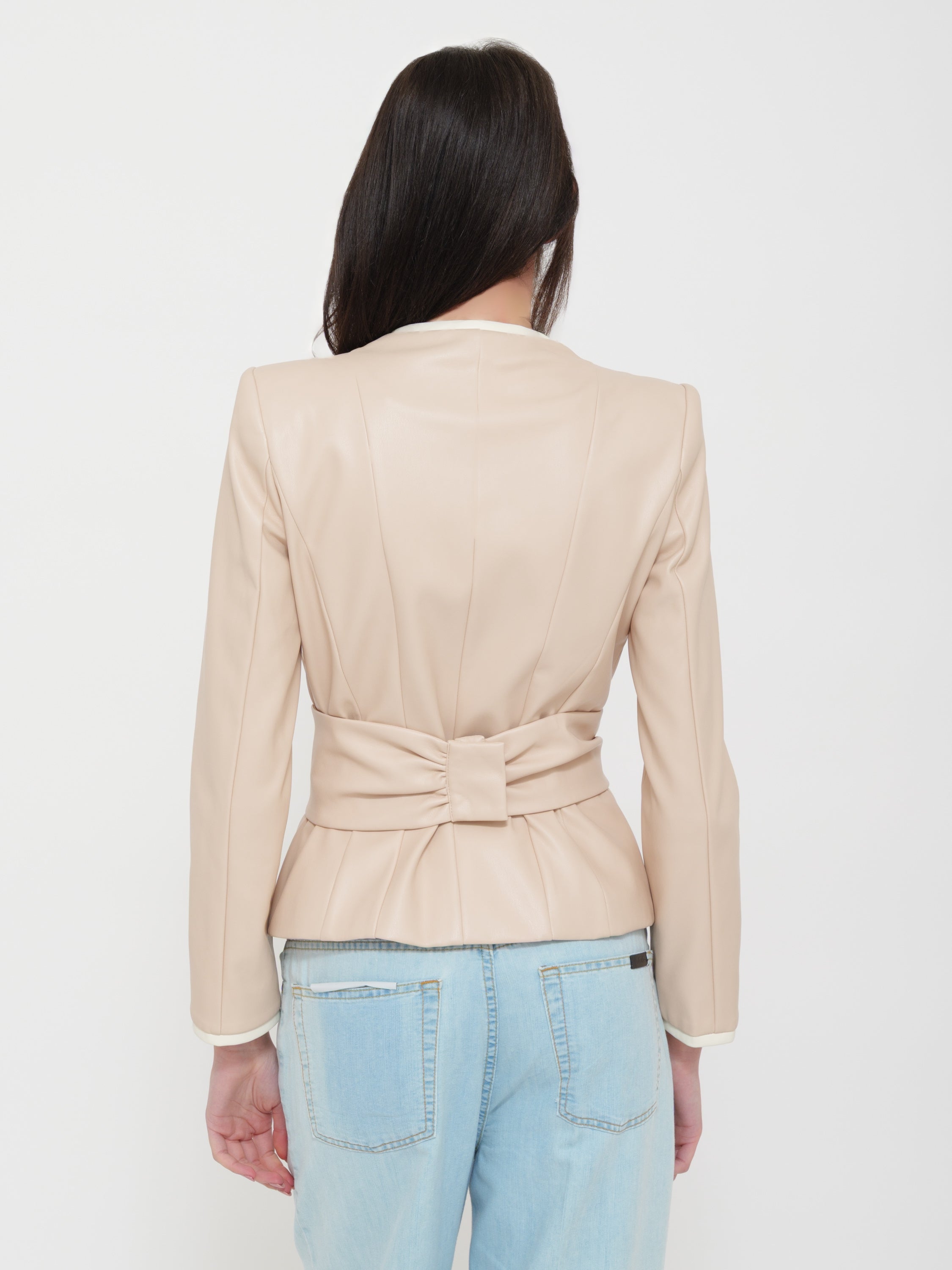Blazer in semilpelle dettaglio cinta nenette cipria