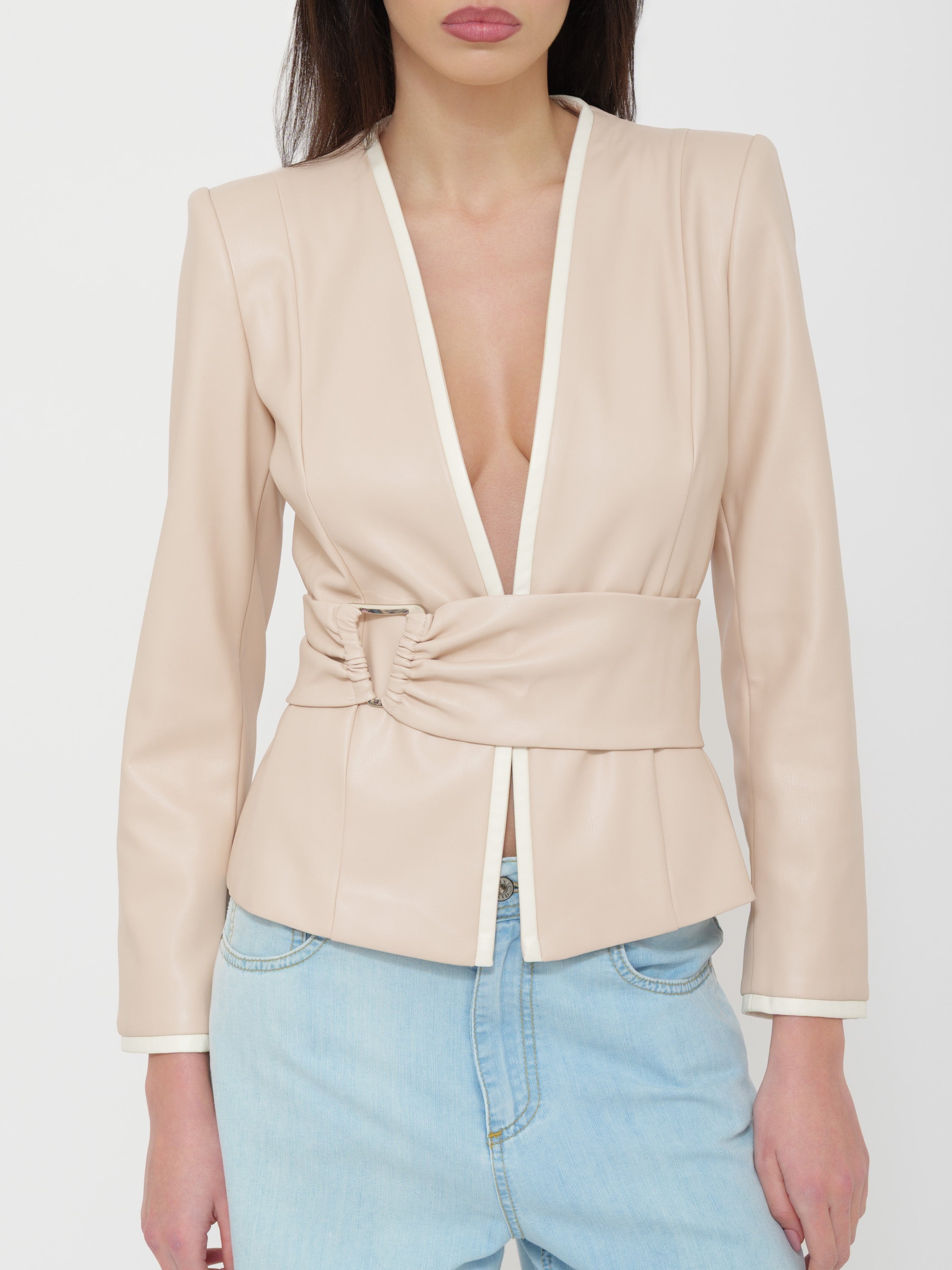 Blazer in semilpelle dettaglio cinta nenette cipria