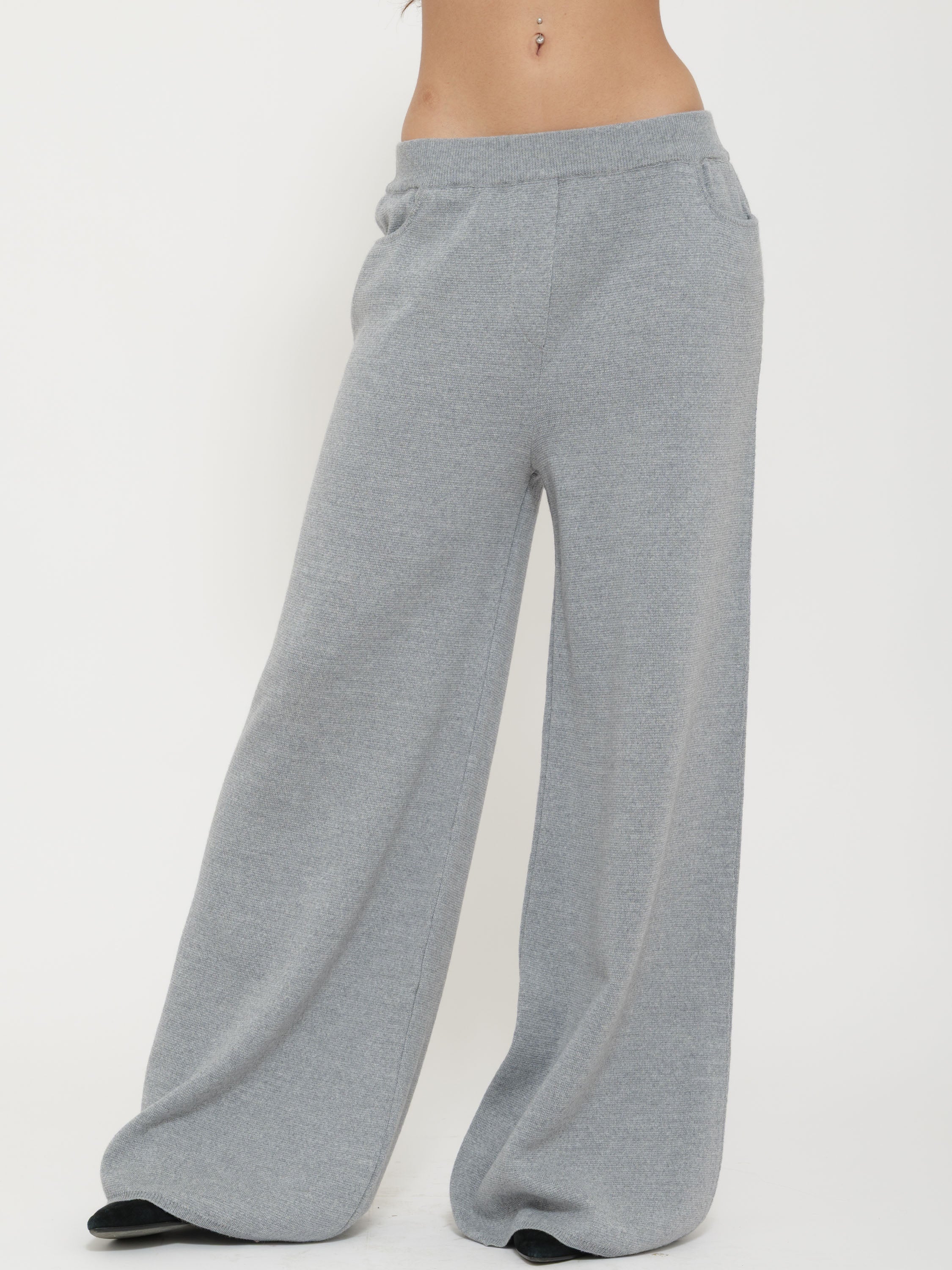 Tuta grigia jei-o laboratorio