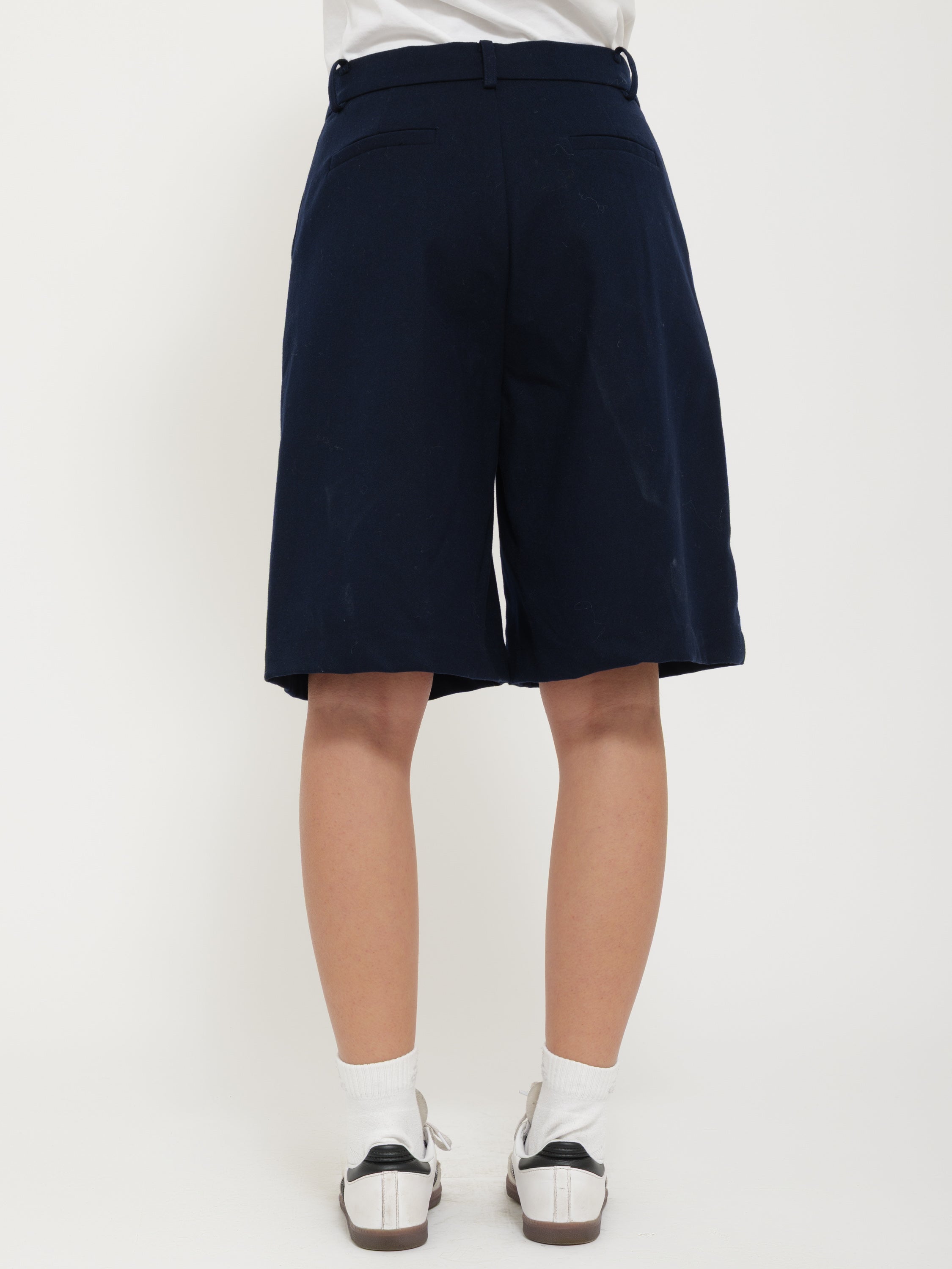 Bermuda blu weili zheng