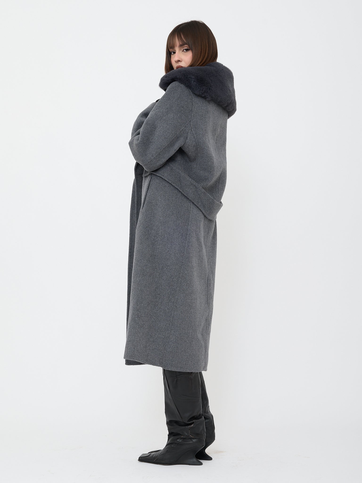 COAT WITH DOUBLE-BREASTED SASH