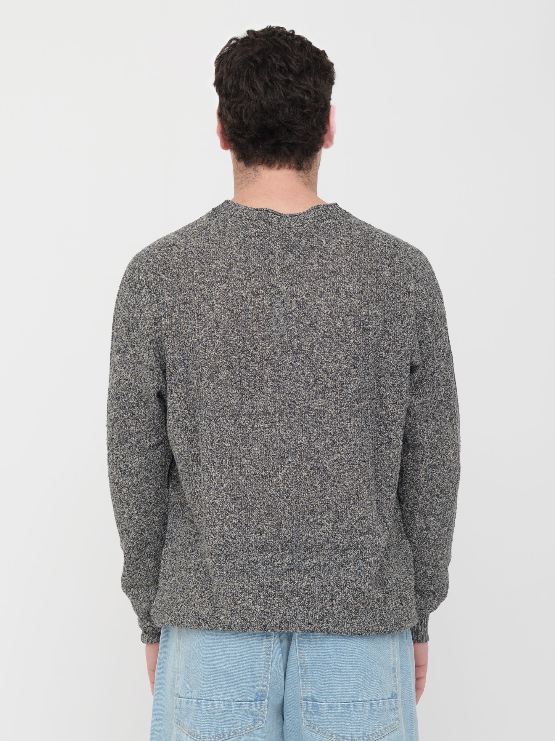 H953 - pullover