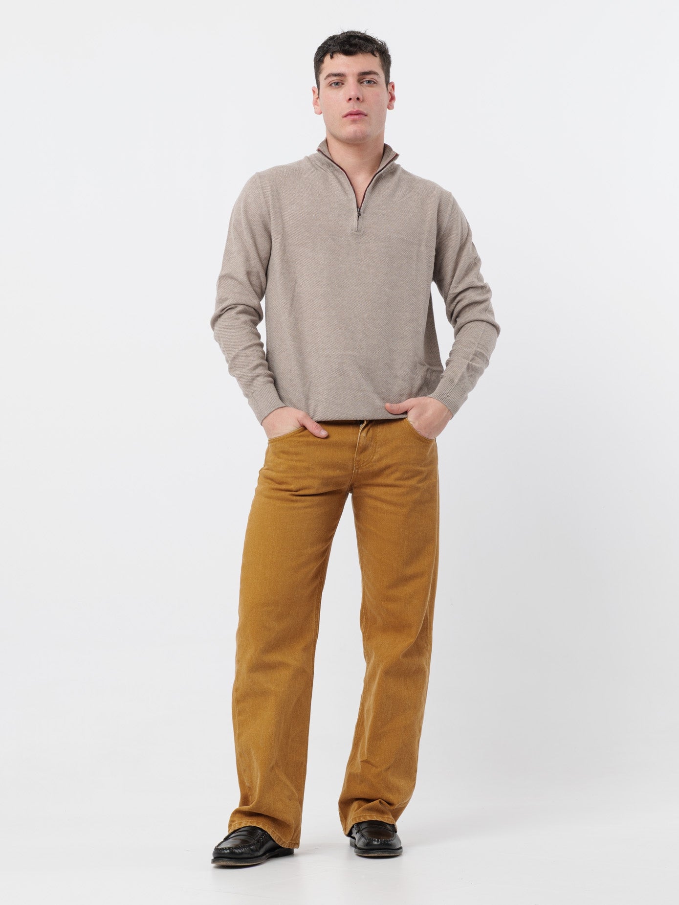 Pullover filo con mezza zip H953